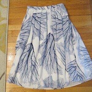 Hutch Skirt from Anthropologie - size 6 - Blue and white Leaf Print - EUC